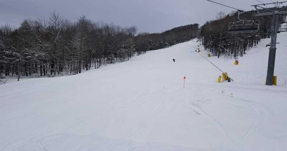 Hunter Mountain is a great college ski resort.