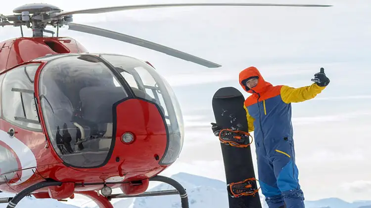 Heli snowboarding