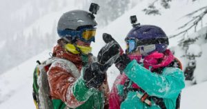 9 Tips on How to Prevent Ski Goggles From Fogging (Must Try)