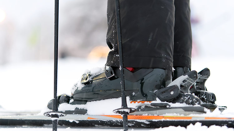 cheap vs expensive ski boots