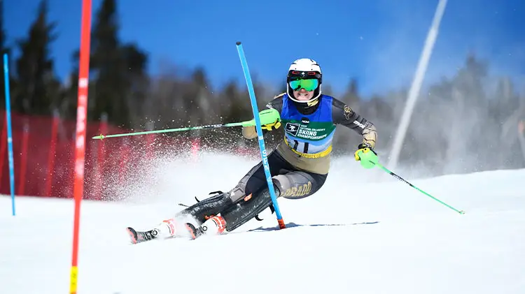 Stef Fleckenstein skier banking