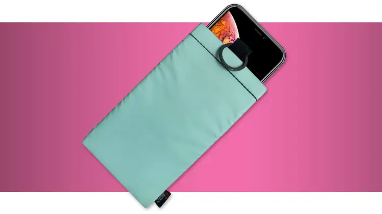 PHOOZY Apollo II Thermal Phone Case with Antimicrobial Lining and Keyring