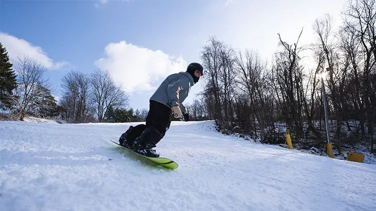 snowboarding at must ride trails